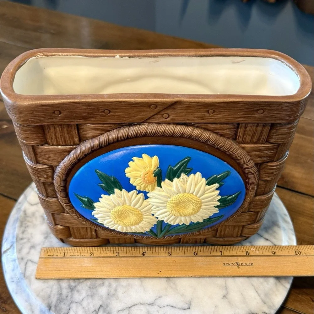 VTG 70s Ceramic Floral Basket Weave Planter Removable Daisy Sides Boho‎ Country